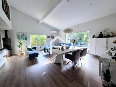 Maison - 170 m² - 6 pièces