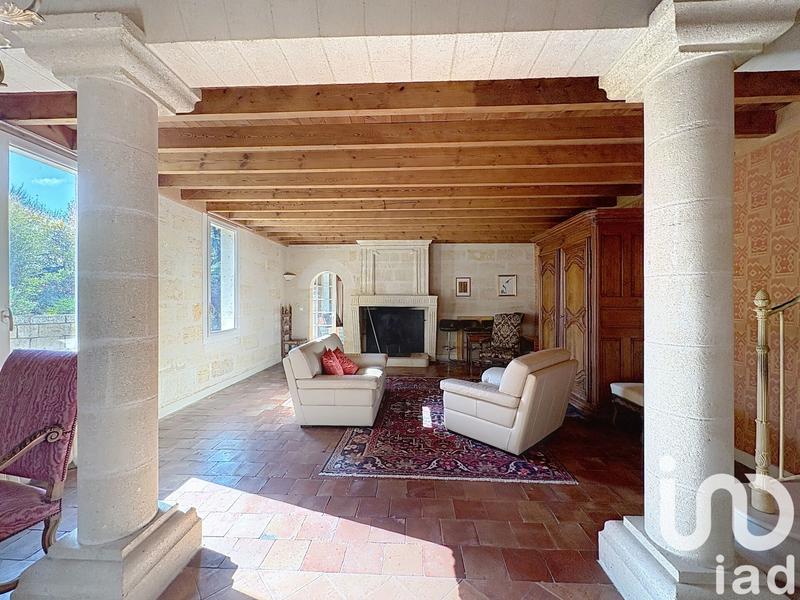 Maison - 460 m² - 12 pièces