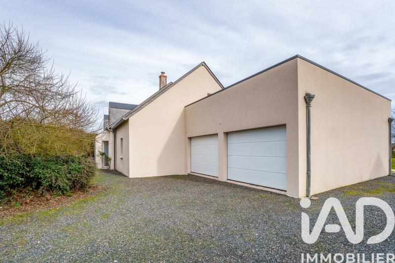 Maison - 240 m² - 8 pièces