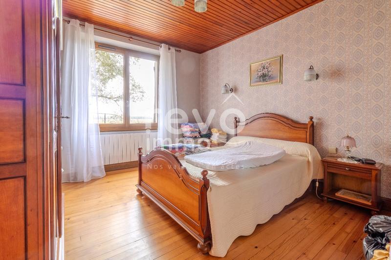 Maison - 478 m² - 12 pièces