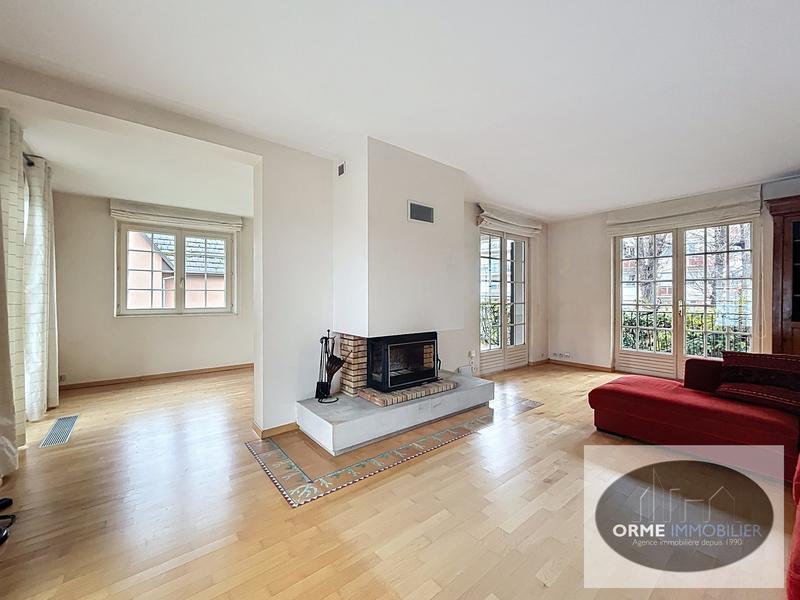 Maison - 166 m² - 7 pièces