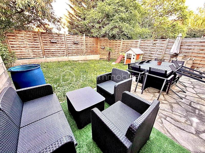 Maison - 90 m² - 5 pièces