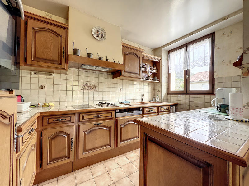 Maison - 135 m² - 6 pièces