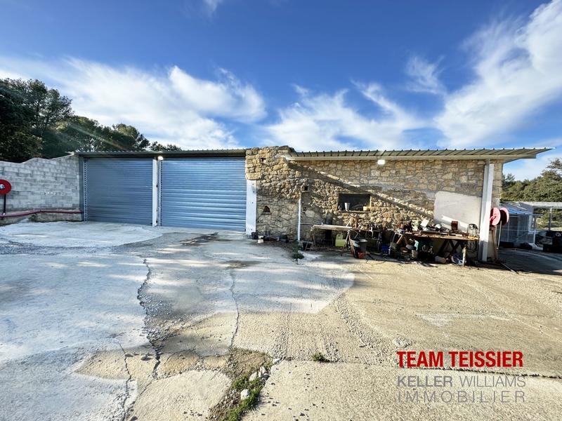 Maison - 205 m² - 11 pièces