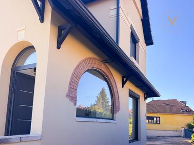 Maison - 90 m² - 6 pièces