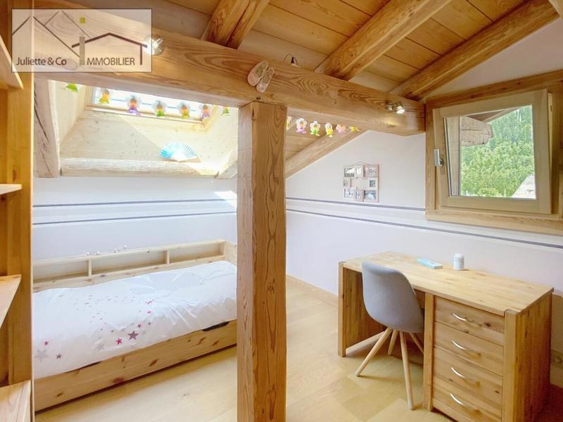 Maison - 180 m² - 5 pièces