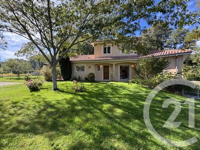 Maison - 144 m² - 6 pièces