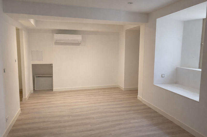 Immeuble - 6 pièces