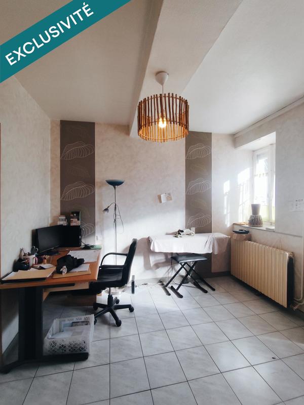 Maison - 94 m² - 5 pièces