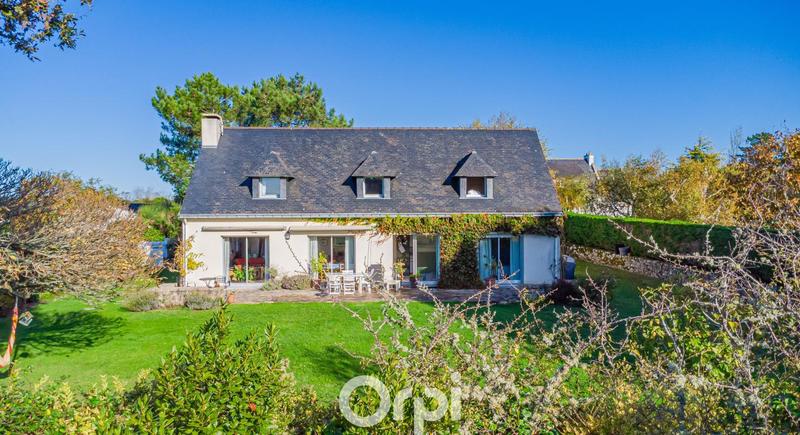 Maison - 194 m² - 9 pièces