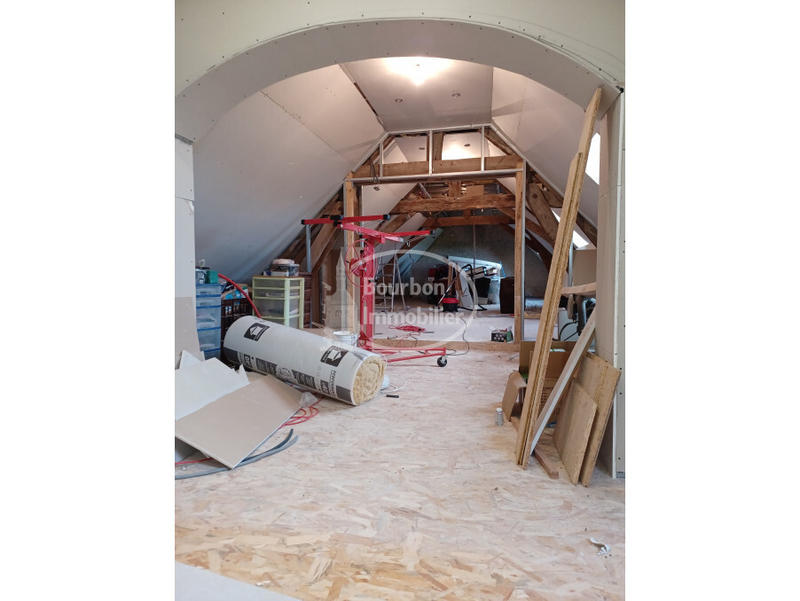 Maison - 190 m² - 8 pièces