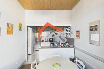 Appartement - 125 m² - 5 pièces