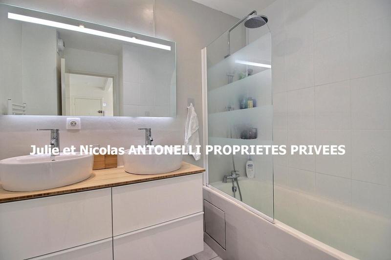 Appartement - 79 m² - 4 pièces