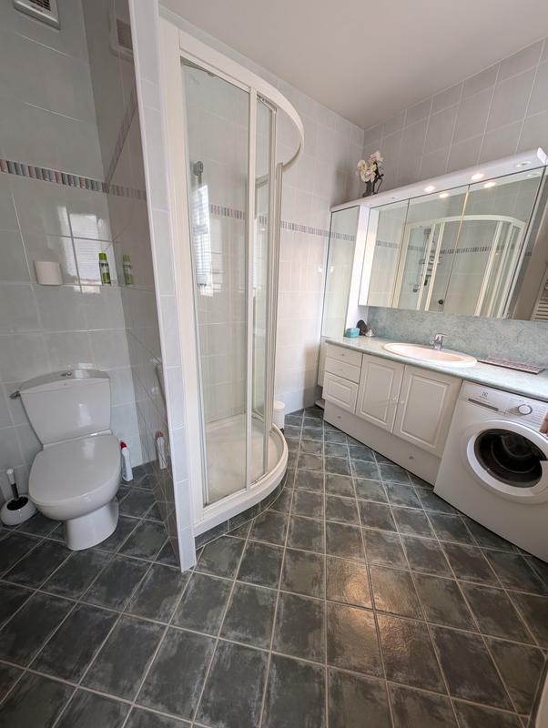 Maison - 280 m² - 9 pièces