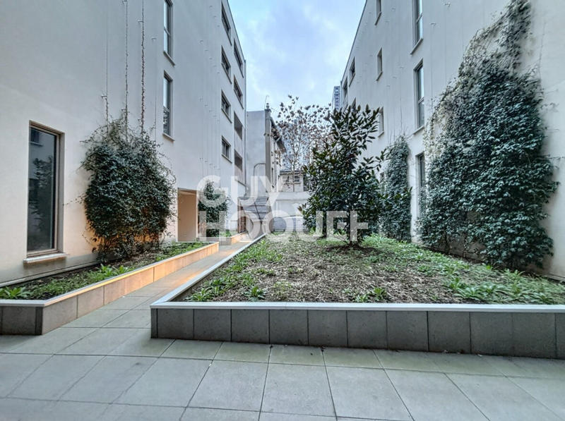 Appartement - 97 m² - 4 pièces