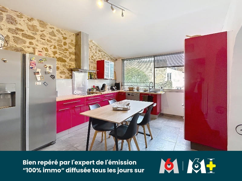 Maison - 284 m² - 10 pièces