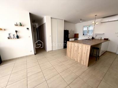 Maison - 83 m² - 4 pièces