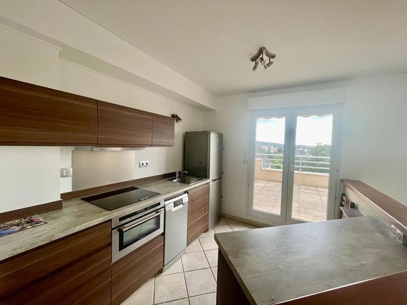 Appartement - 95 m² - 4 pièces