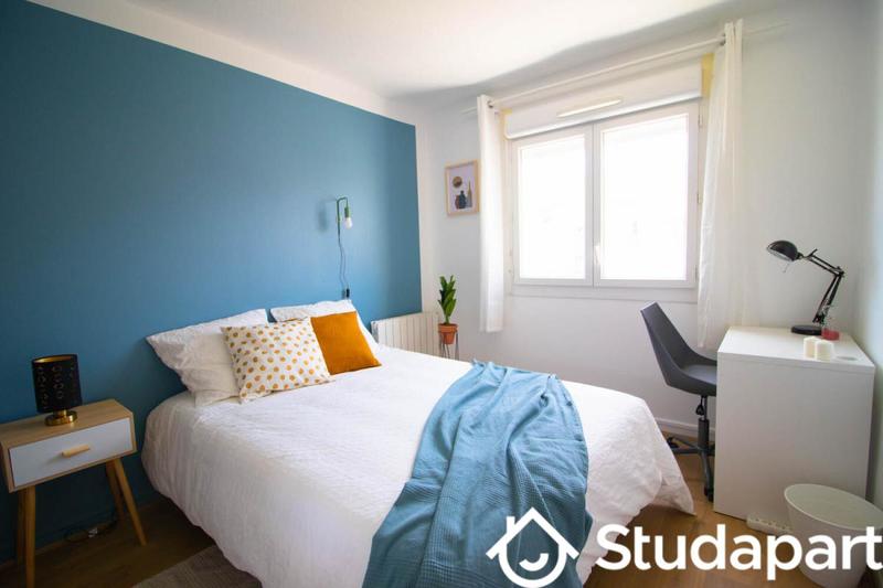 Chambre - 10 m² - 1 pièce