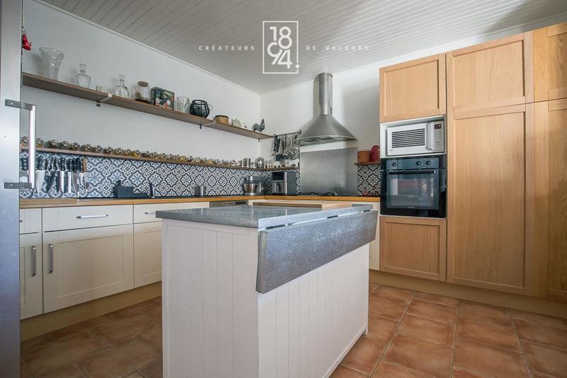 Maison de ville - 140 m² - 4 pièces