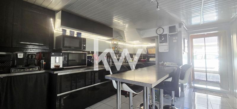 Maison - 120 m² - 4 pièces