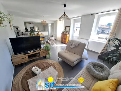 Maison - 100 m² - 6 pièces