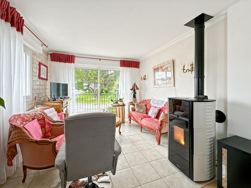 Maison - 136 m² - 6 pièces