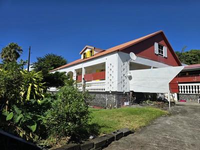 Maison - 160 m² - 7 pièces