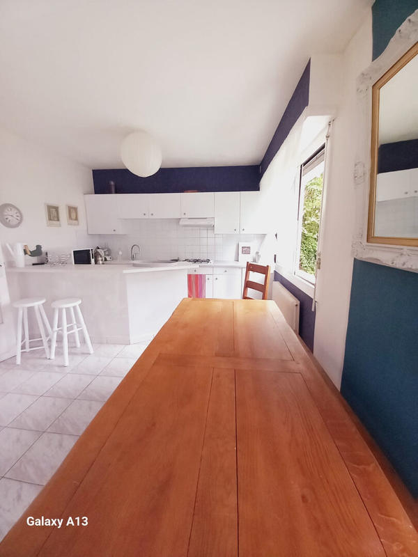 Maison - 180 m² - 9 pièces