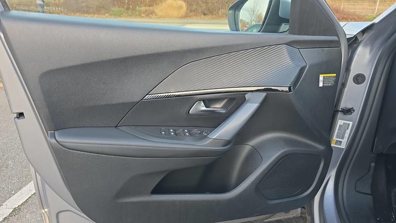 Peugeot 2008 1.2 PureTech 130 Eat8 Allure