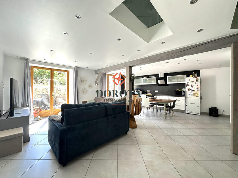 Maison - 164 m² - 5 pièces