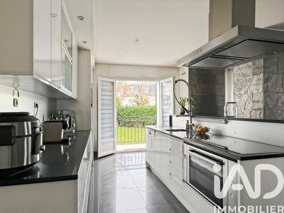 Maison - 128 m² - 6 pièces