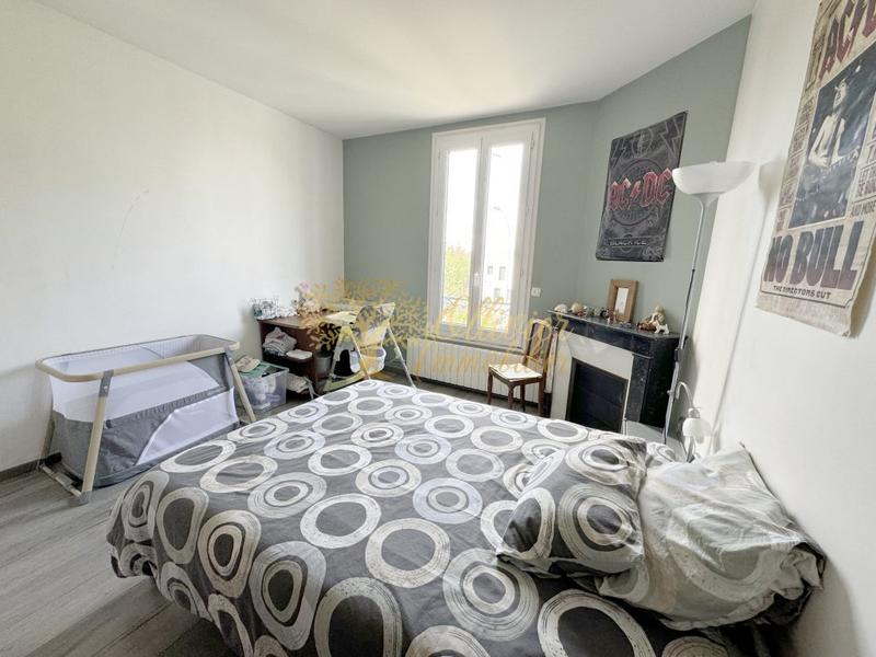 Maison - 209 m² - 8 pièces