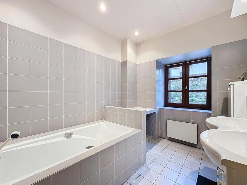 Appartement - 112 m² - 4 pièces