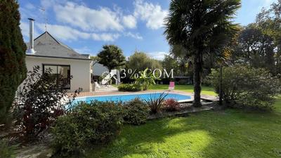 Propriété - 150 m² - 5 pièces