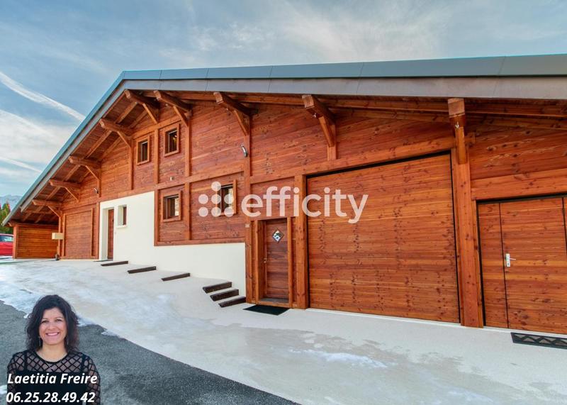 Maison - 260 m² - 10 pièces