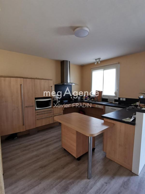 Maison - 91 m² - 5 pièces