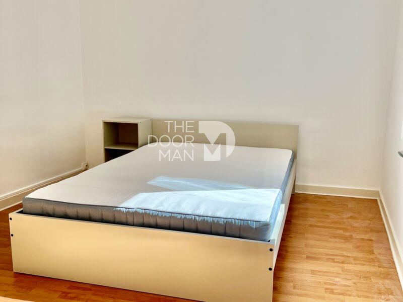 Immeuble - 98 m² - 5 pièces