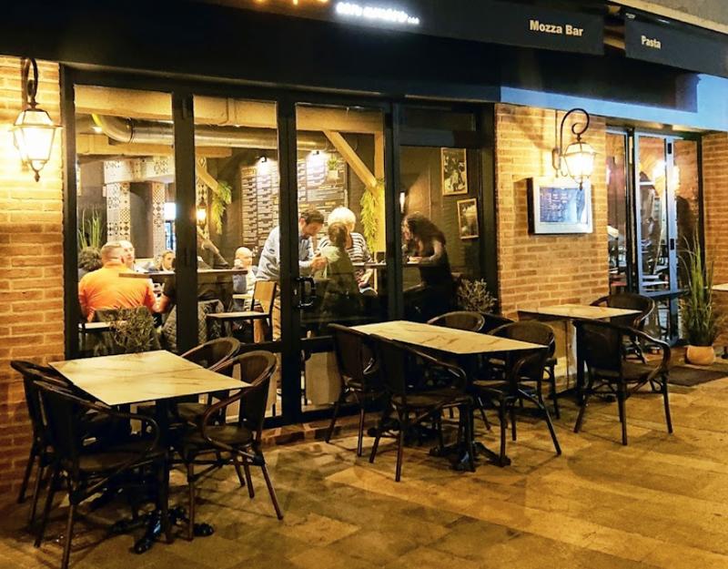 Fonds de commerce - Magasins - 300 m²