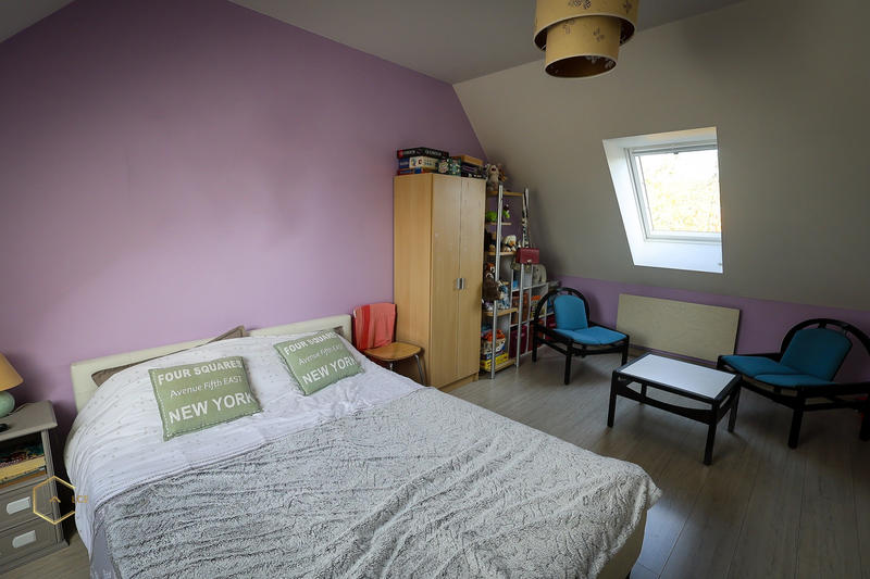 Maison - 121 m² - 6 pièces