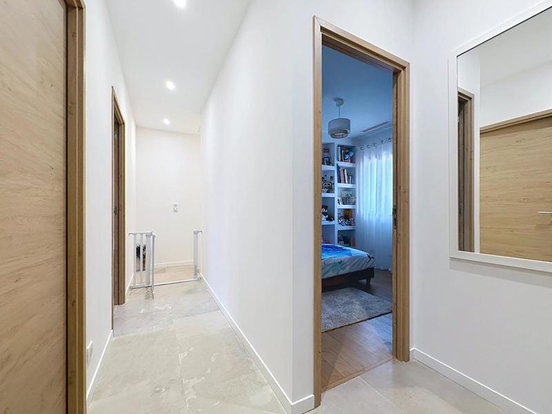 Maison - 96 m² - 4 pièces