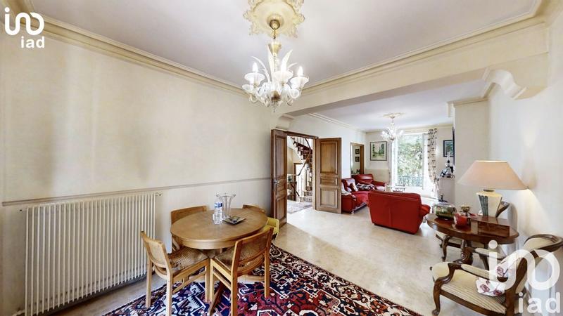 Maison - 153 m² - 7 pièces