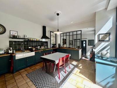 Maison de ville - 206 m² - 6 pièces