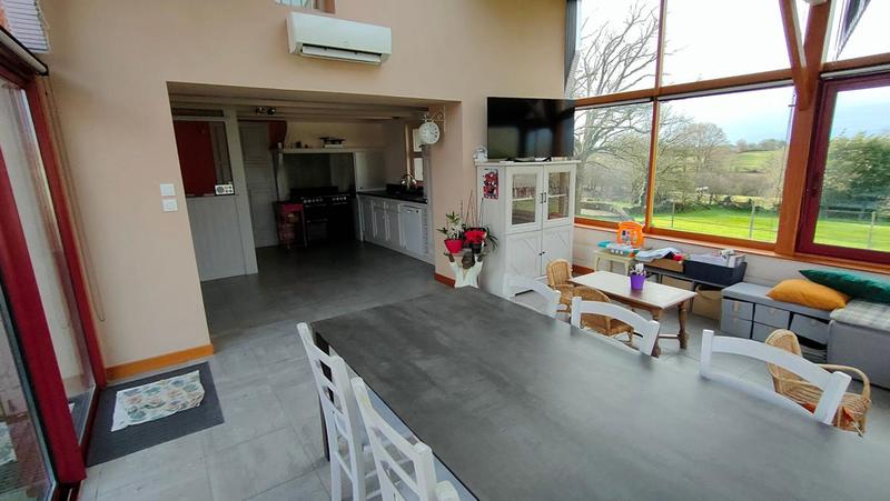 Longère - 201 m² - 7 pièces