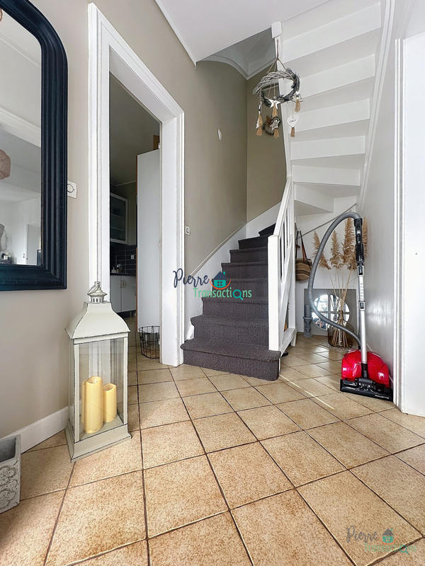 Maison - 152 m² - 5 pièces