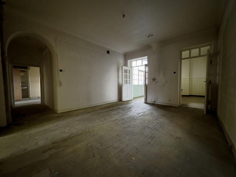 Appartement - 112 m² - 5 pièces