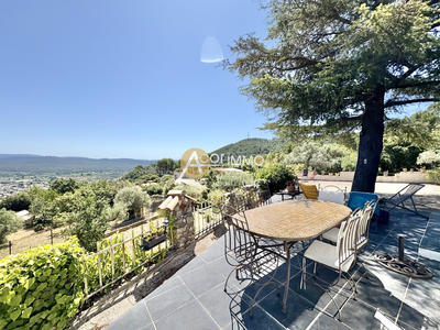 Maison - 98 m² - 4 pièces