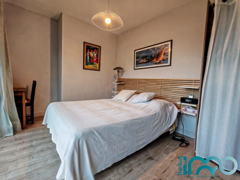 Maison ancienne - 250 m² - 8 pièces