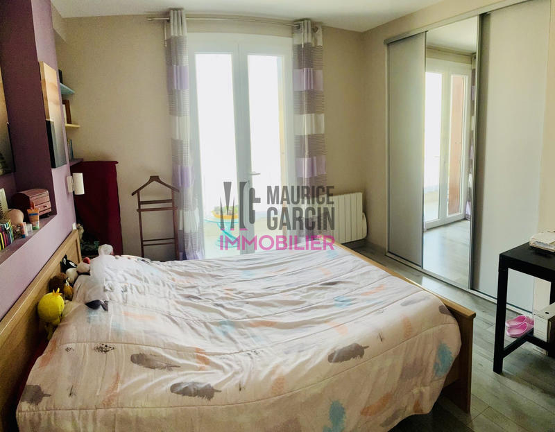 Appartement - 82 m² - 4 pièces