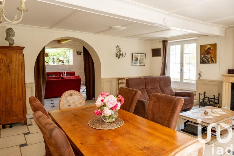 Maison - 275 m² - 8 pièces